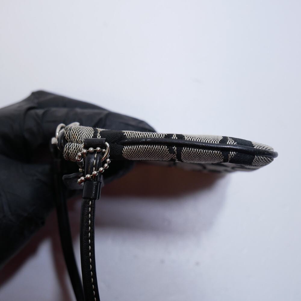 COACH VINTAGE SIGNATURE SMALL ACCESSORY POUCH ZIP WRISTLET CANVAS BLACK GREY - Picture 6 of 10